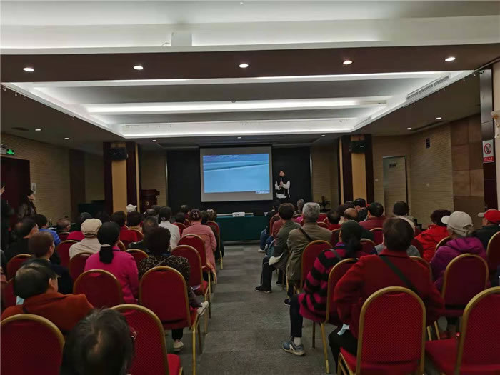 绵阳中旅假日旅行社举行新疆南疆专列(漠河专列)华阳避暑线路推荐会暨客户答谢会