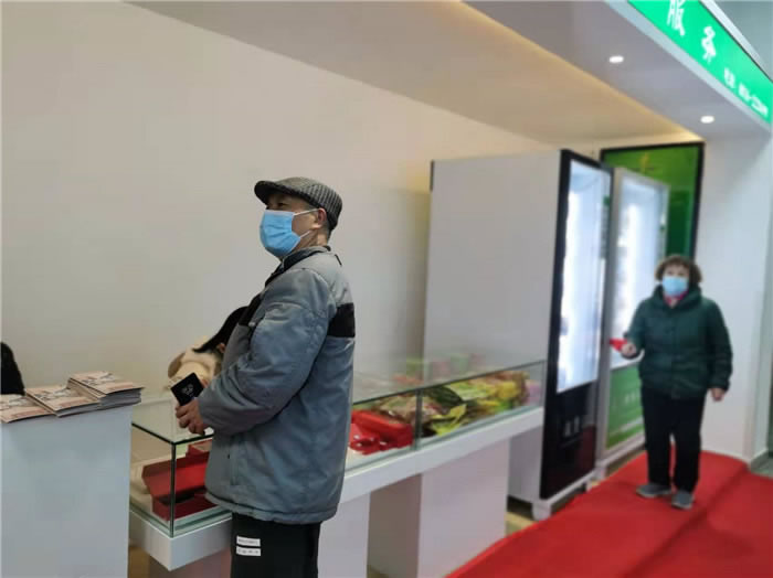 四川中青旅绵阳分社、绵阳市中旅假日旅行社、绵阳自来文化传播有限公司24H自助售货服务盛大开业