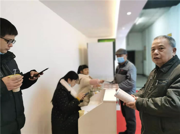 四川中青旅绵阳分社、绵阳市中旅假日旅行社、绵阳自来文化传播有限公司24H自助售货服务盛大开业