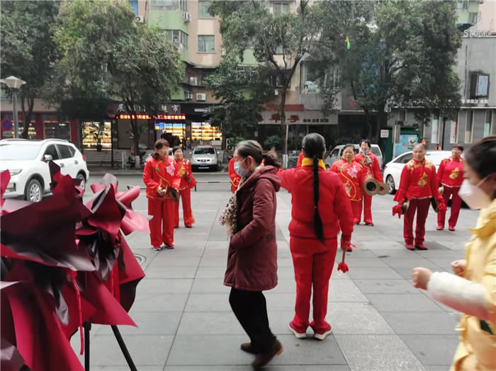 四川中青旅绵阳分社、绵阳市中旅假日旅行社、绵阳自来文化传播有限公司24H自助售货服务盛大开业