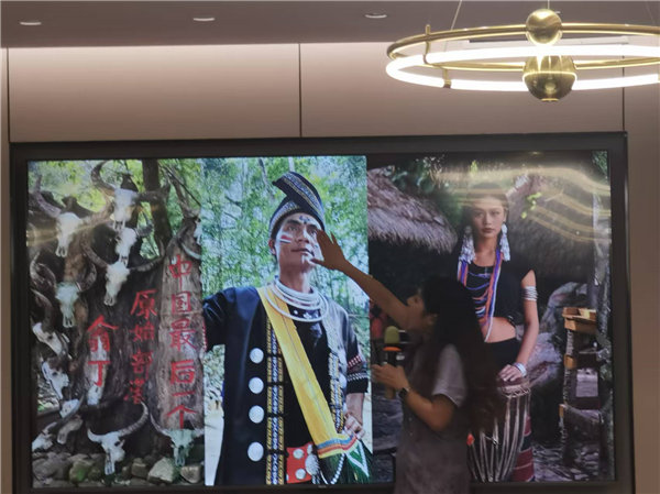 绵阳中旅行假日旅行社举行“什邡号.2025熊猫专列”旅游线路分享会