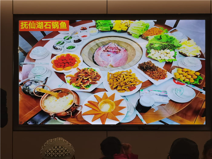 绵阳中旅假日旅行社举行2025年哀劳山自驾发布会