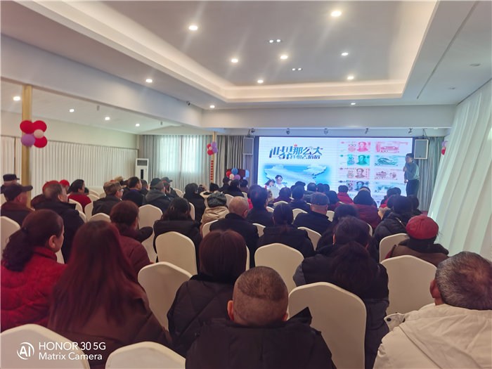 绵阳中旅假日旅行社举行2026年年度答谢宴暨双内蒙+贝加尔湖线路发布会